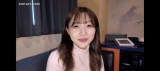 C罩杯 20岁年轻小美女 蜂腰翘臀 粉嫩鲍鱼水多 大叔扛起美腿卖力插插插 精彩佳作